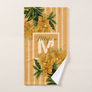La cúrcuma de moda del monograma raya el vintage