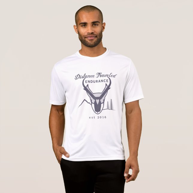 La distancia viajó camiseta de la tecnología de (Anverso completo)
