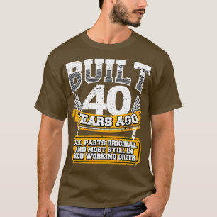 La divertida 400ª camiseta de cumpleaños construid