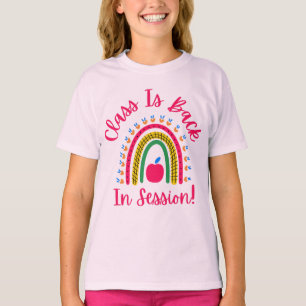 La escuela está de vuelta en la sesión Camiseta