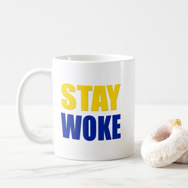 La estancia despertó la taza (Con donut)