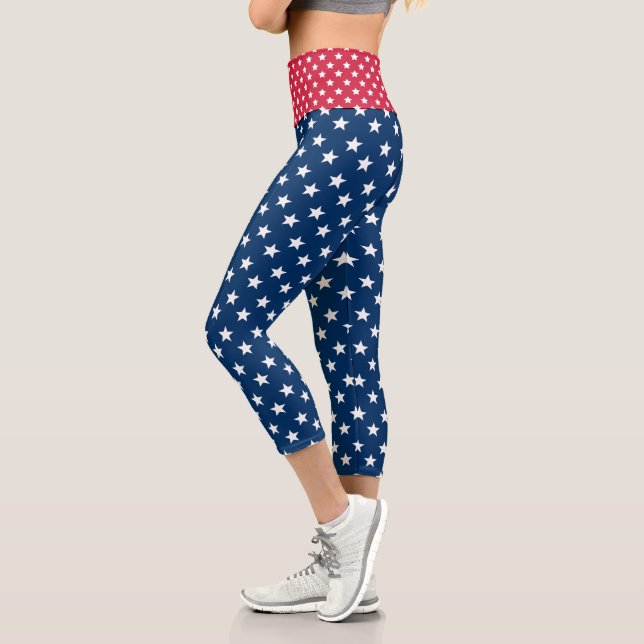 La estrella estadounidense Capri Leggings (Izquierda)