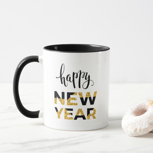 La Feliz Año Nuevo redacta la taza (Con donut)