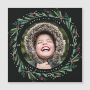 La flor de Año Nuevo festiva deja el imán Berries