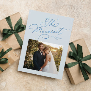 La foto de Navidad de recién casados más alegre en