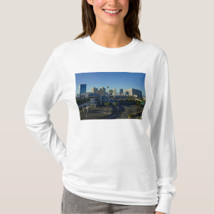 La Franja de Las Vegas por delante de la camiseta 