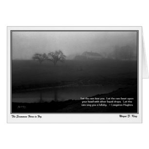 La granja de Scamman cubierta en niebla