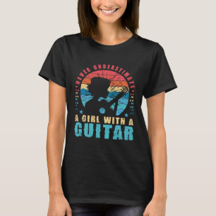 La guitarra camiseta nunca subestima a una mujer C