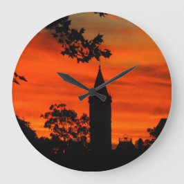 La historia del reloj de pared se pone de pie a ti