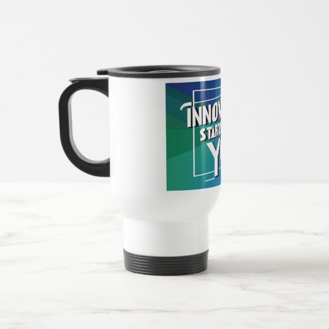 La innovación comienza con 3 tazas de viaje (Izquierda)