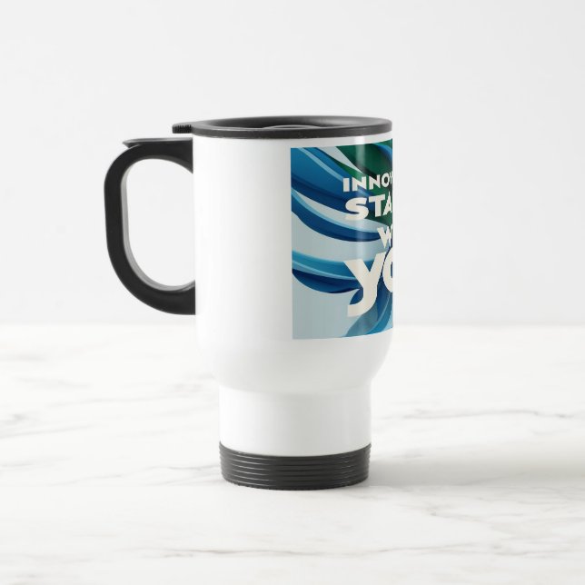 La innovación comienza con tu 2 tazas de viaje (Izquierda)