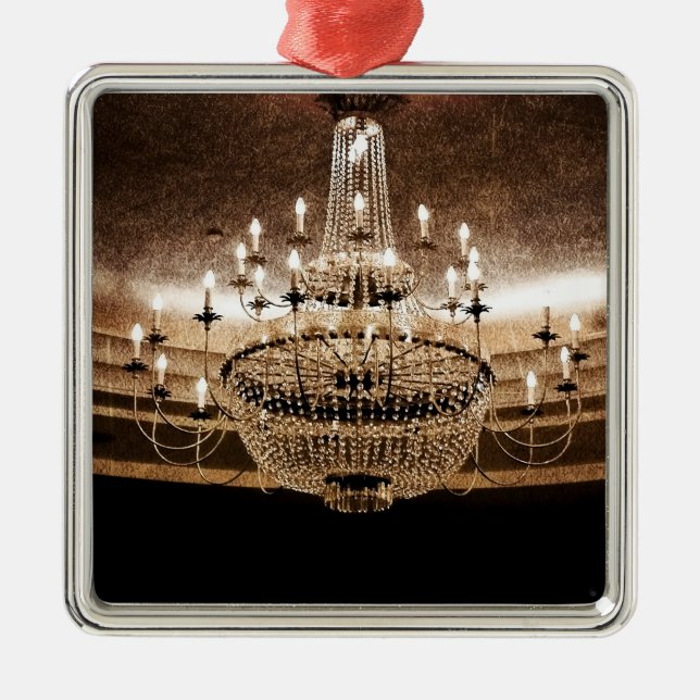 La lámpara cristalina deslumbra el ornamento del (Frente)