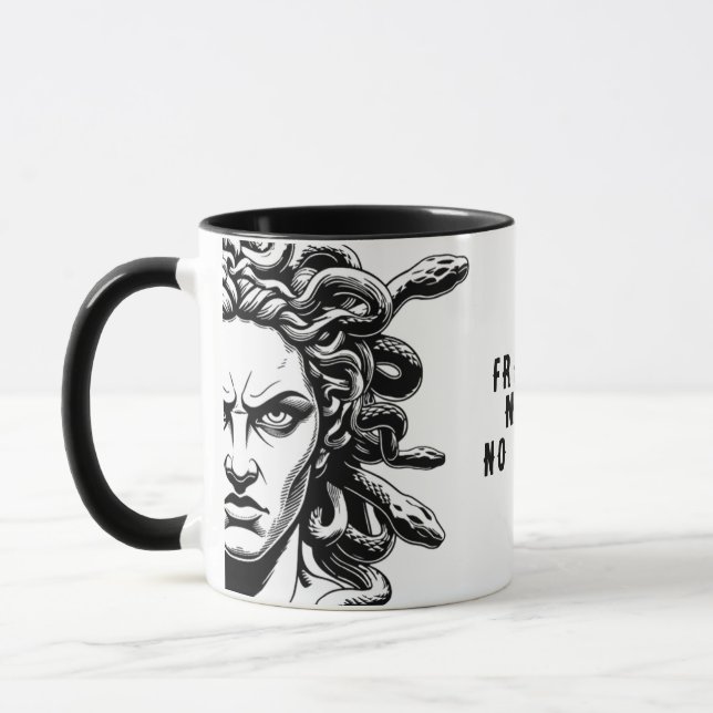 ¡La libertad no necesita corona! Taza (Izquierda)