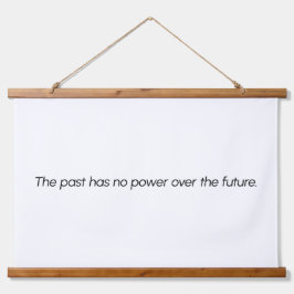 La madera pasada topó el tapiz de las paredes