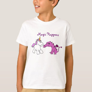 La magia CD sucede unicornio y camisa del dragón