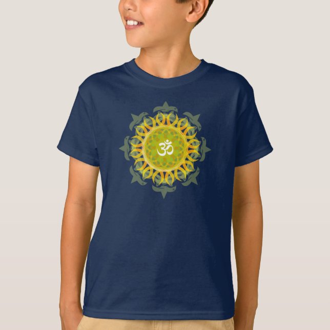 La mandala de OM embroma la camiseta oscura (Anverso)