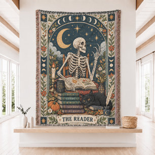 La manta tejida con la carta de tarot de The Reade