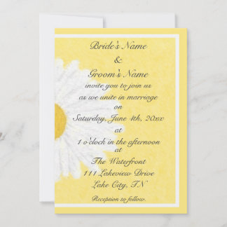 La margarita blanca en la invitación a la boda ama