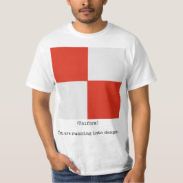 La marina de guerra señala la camisa por medio de