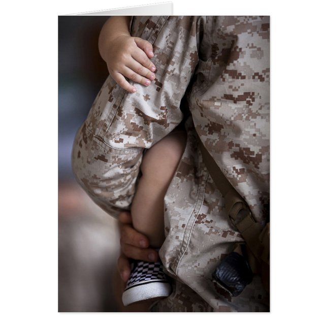 La Marina sostiene a un niño (Frente)