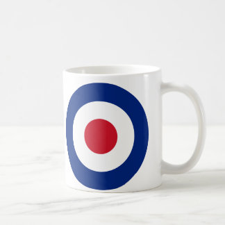 La MOD forma a Británicos la taza del diseño -