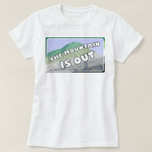 La montaña está hacia fuera camisa de Aromantic