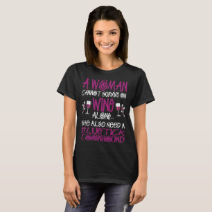 La mujer sobrevive en el vino necesita la camiseta
