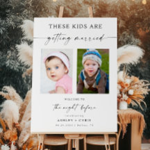 La Noche Antes Del Cartel De Bienvenida Con Foto D