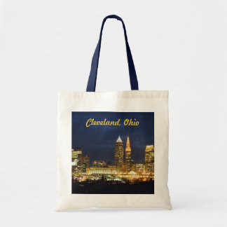 La noche enciende la bolsa de asas de Cleveland