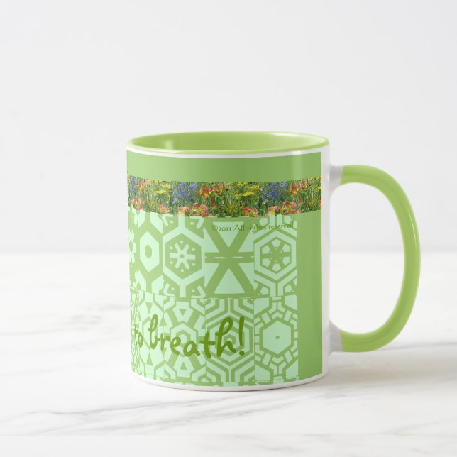La nueva taza de los jardines del día a cultivar (Derecha)