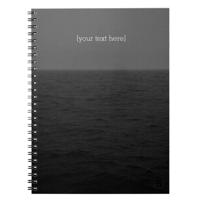 La oscuridad riega el cuaderno (Frente)