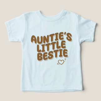 La pequeña bestie de la tía