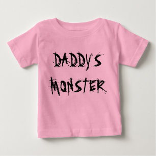 La pequeña camiseta de papá