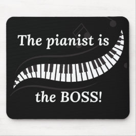 La pianista es la alfombrilla de ratón del JEFE