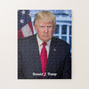 La plantilla de Donald Trump vio rompecabezas