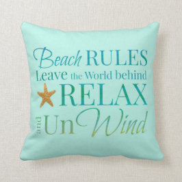 La playa gobierna la almohada de la tipografía
