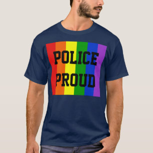 La policía se enorgullece de la camiseta oscura a