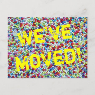 La postal móvil con el caramelo colorido asperja