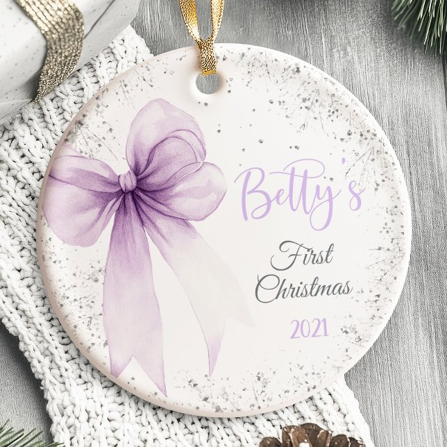 La primera cuqueta de ornamentos navideños del beb (Baby's First Christmas Ornament Bow Coquette)