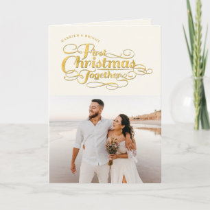 La primera Navidad juntos con guión dorado