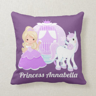 La princesa añade la almohada casera de la