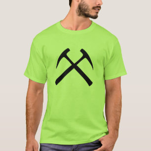 La roca cruzada martilla la camiseta