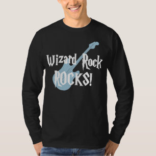 La roca del mago oscila la camisa oscura