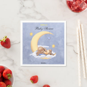 La servilleta de papel con un lindo conejito.