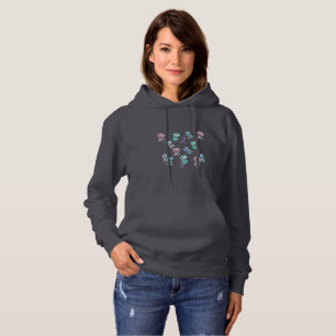 La sudadera con capucha de las mujeres con las
