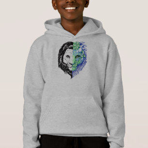 La sudadera con capucha del león del muchacho