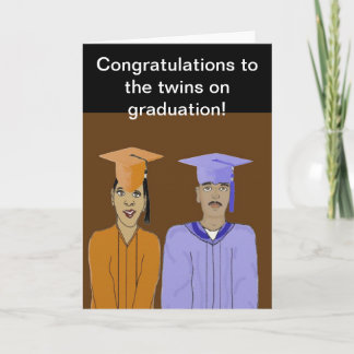 La tarjeta de graduación de los gemelos