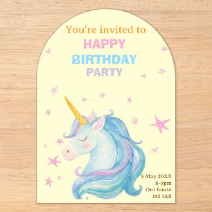 La tarjeta de invitación de cumpleaños del Unicorn