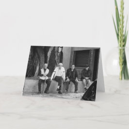 La tarjeta en blanco jubilada de los hombres