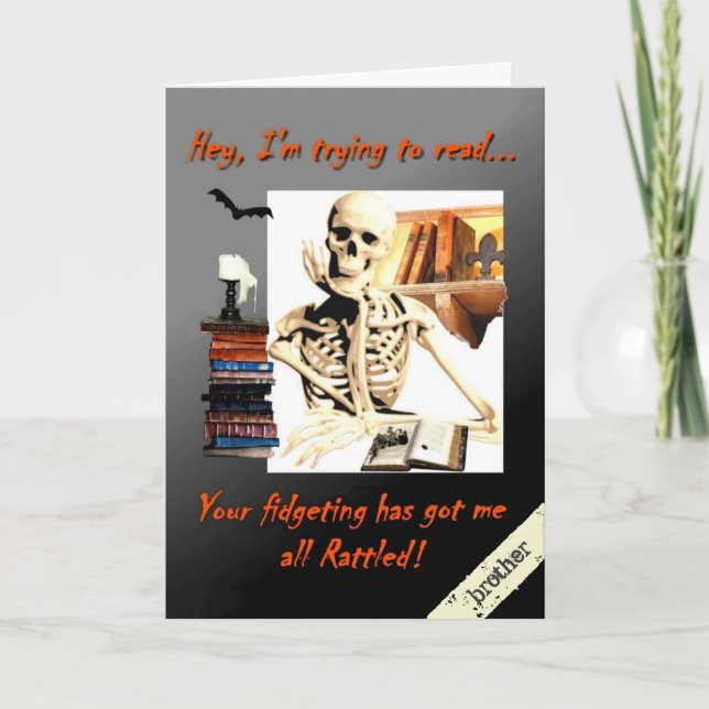 La tarjeta para Brother, esqueleto de Halloween (Anverso)